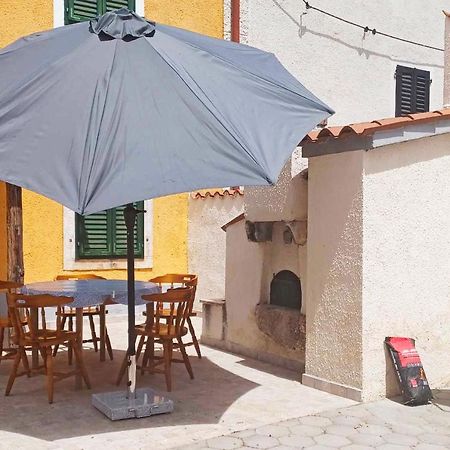 House Krizanic In Marcana, Istria, With 2 Apartments, Total 9 Guests מראה חיצוני תמונה