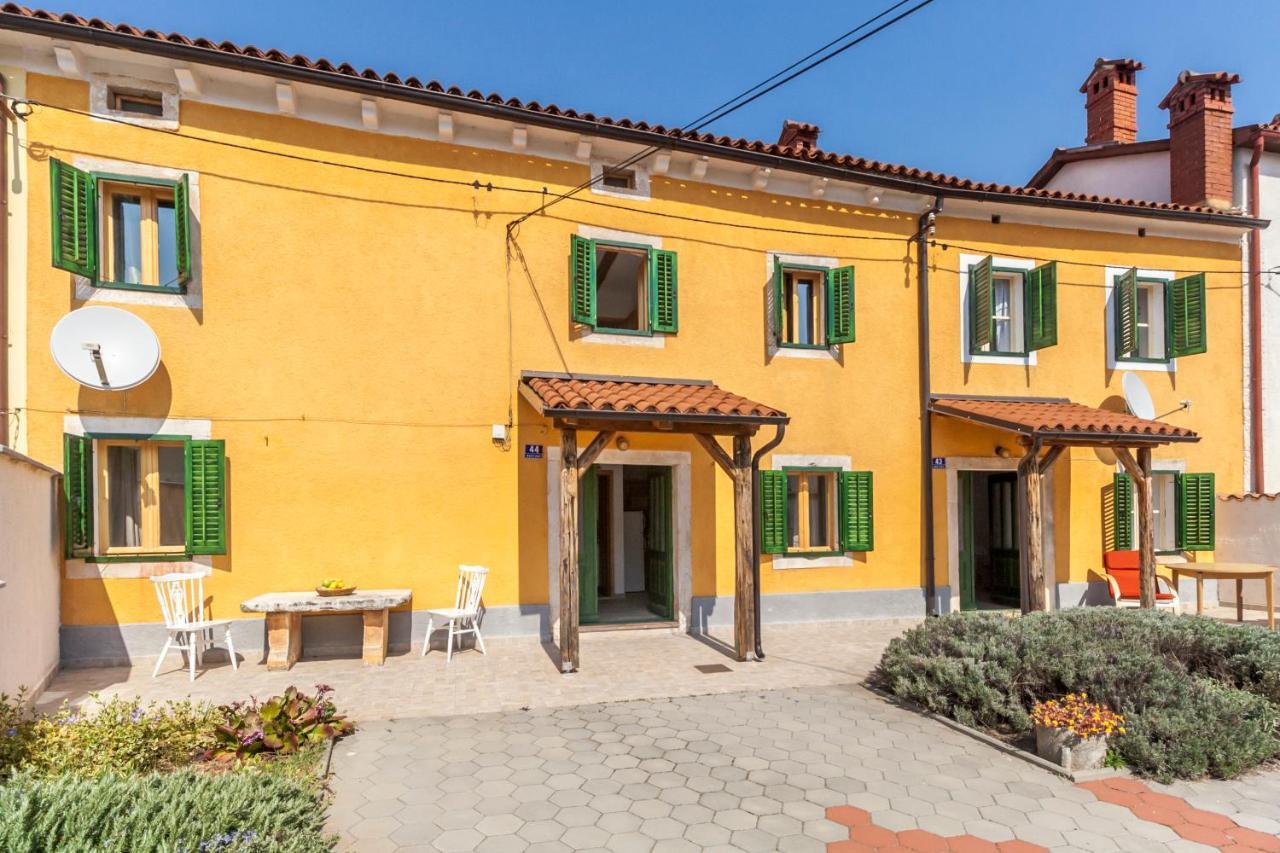 House Krizanic In Marcana, Istria, With 2 Apartments, Total 9 Guests מראה חיצוני תמונה