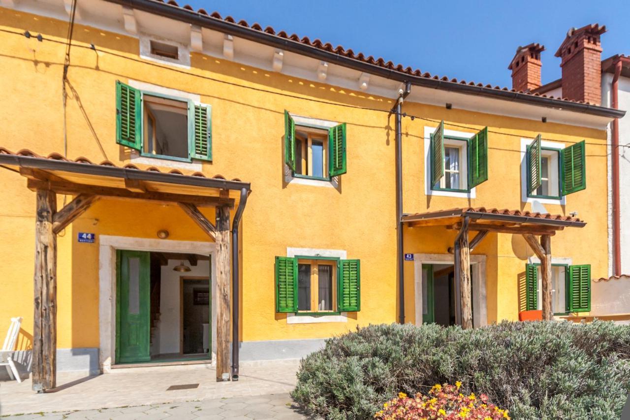 House Krizanic In Marcana, Istria, With 2 Apartments, Total 9 Guests מראה חיצוני תמונה
