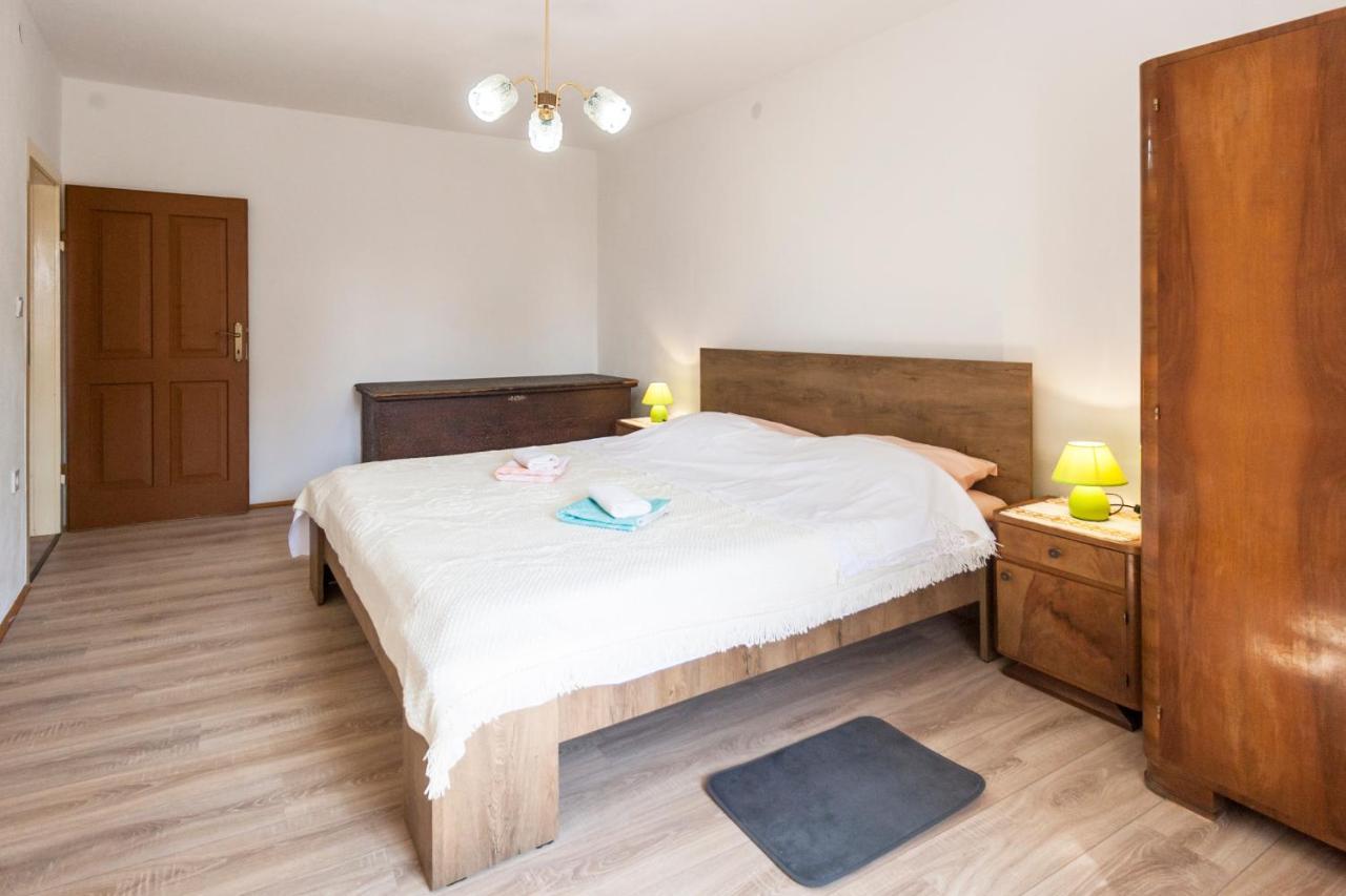 House Krizanic In Marcana, Istria, With 2 Apartments, Total 9 Guests מראה חיצוני תמונה